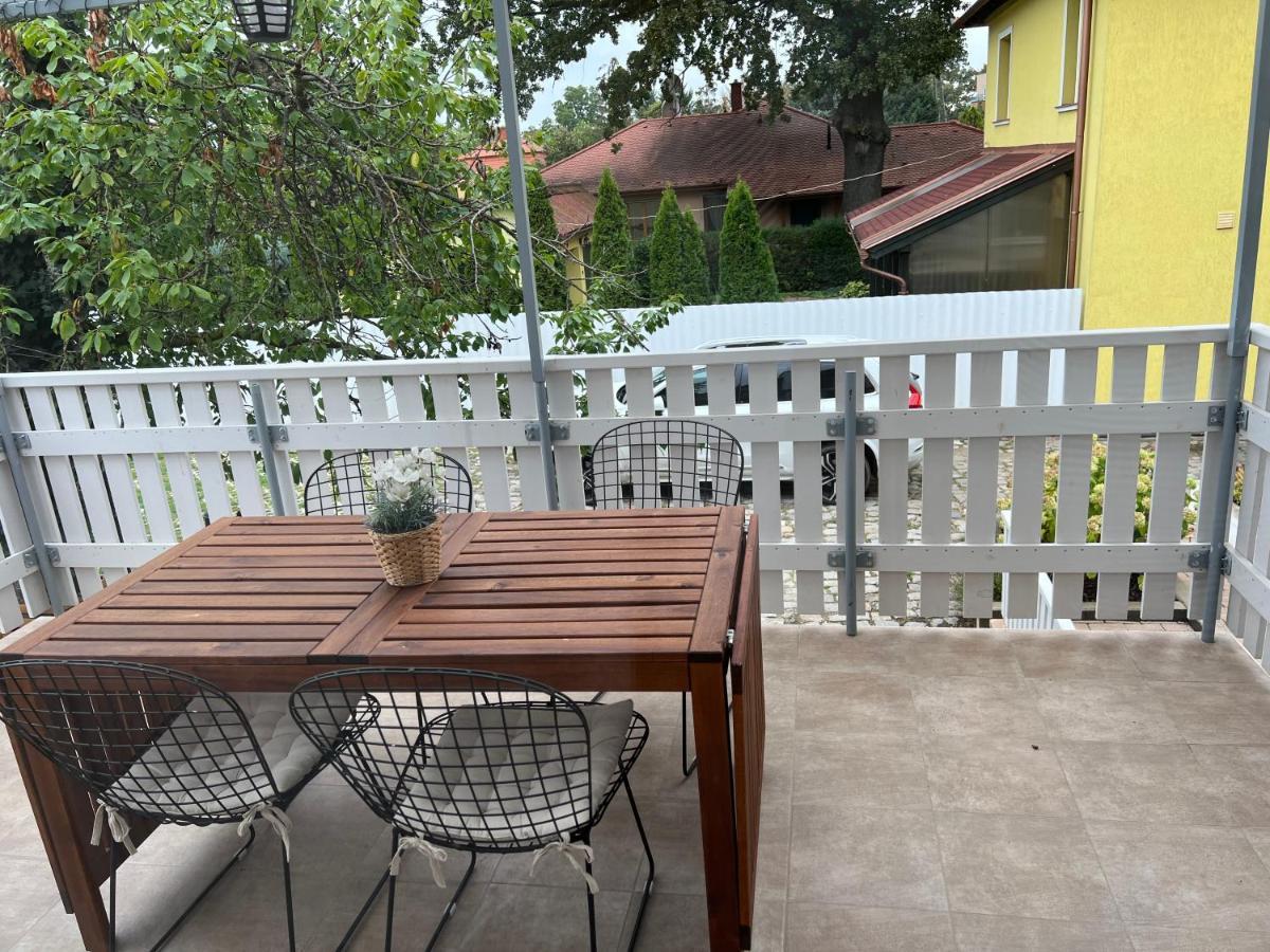 Spirit Homes Apartments Oroshaza Bagian luar foto